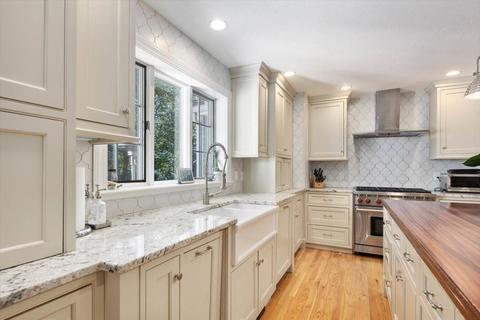 195 S Pleasant, Hingham, MA 02043 photo 7