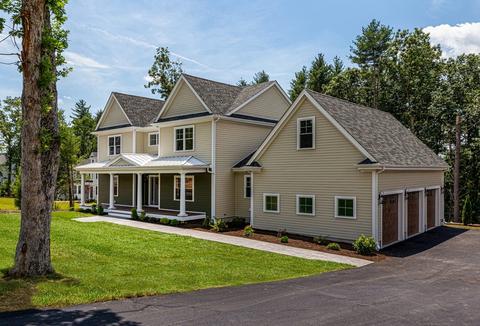 9 Frontier Ln, Millis, MA 02054 photo 3