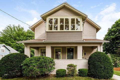 80 Roy St, Springfield, MA 01104 photo 3