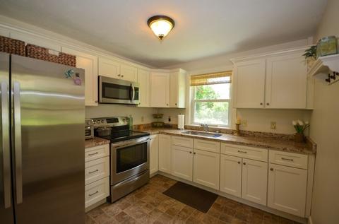 9 Singletary Ave, Sutton, MA 01590 photo 12