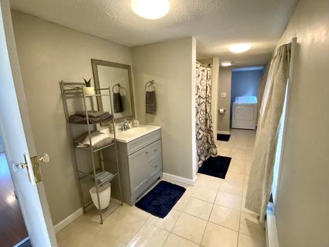 103 Phillips Ave, Springfield, MA 01119 photo 15