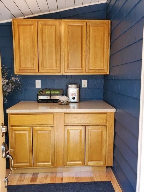 56 Dimmick St, Springfield, MA 01109 photo 9