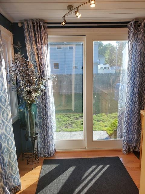 56 Dimmick St, Springfield, MA 01109 photo 11