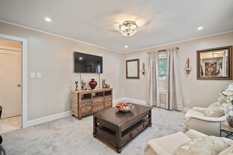 56 Dimmick St, Springfield, MA 01109 photo 17