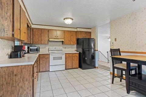 5 Hebert Rd, Spencer, MA 01562 photo 9