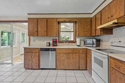 5 Hebert Rd, Spencer, MA 01562 photo 7