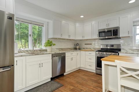154 Washington St, Dedham, MA 02026 photo 2