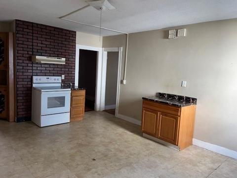 1195 Grattan St, Chicopee, MA 01013 photo 10