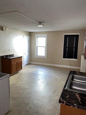 1195 Grattan St, Chicopee, MA 01013 photo 9