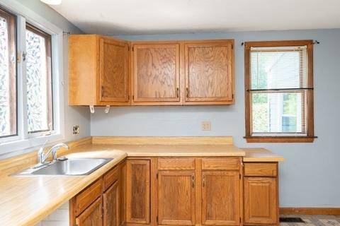 7 Pleasant Ave, Danvers, MA 01923 photo 11