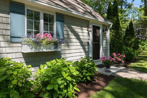 7 Sand Dollar Ln, Mashpee, MA 02649 photo 2