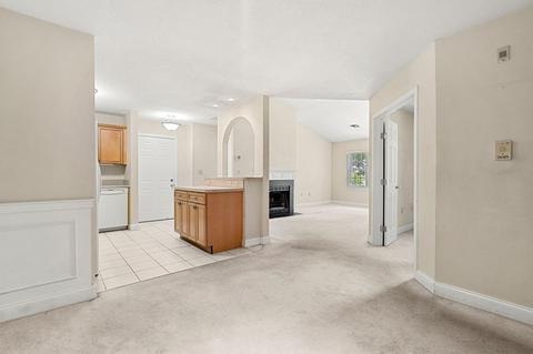 750 Brookside Dr #E, Andover, MA 01810 photo 13