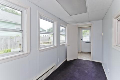 151 Rolf Ave, Chicopee, MA 01020 photo 31