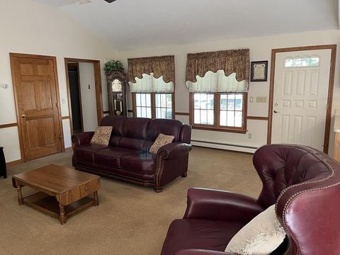 47 George St, Mendon, MA 01756 photo 14