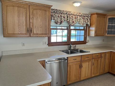 47 George St, Mendon, MA 01756 photo 9