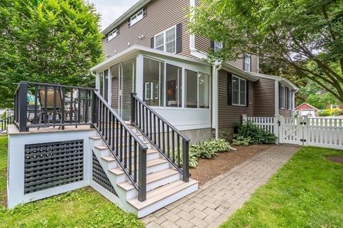 40 Brown St, Maynard, MA 01754 photo 2
