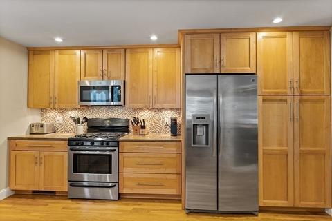 40 Brown St, Maynard, MA 01754 photo 9