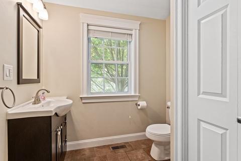 40 Brown St, Maynard, MA 01754 photo 16