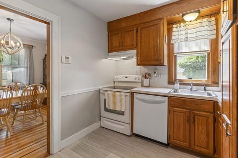 58 Webber St, Springfield, MA 01108 photo 7