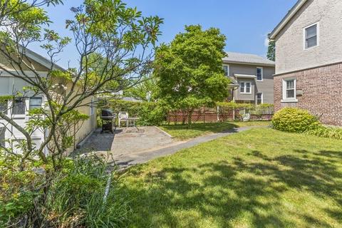 58 Webber St, Springfield, MA 01108 photo 16