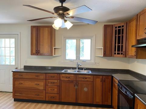 70 W Main St, Ware, MA 01082 photo 8