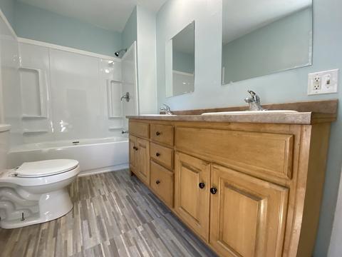 70 W Main St, Ware, MA 01082 photo 15
