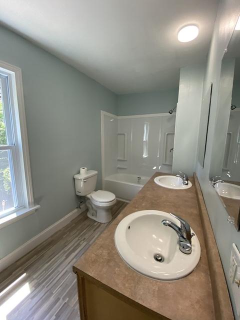 70 W Main St, Ware, MA 01082 photo 14