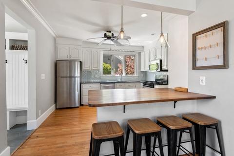 622 Webster St, Needham, MA 02492 photo 1
