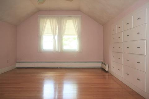 30 Standish St, Worcester, MA 01604 photo 18