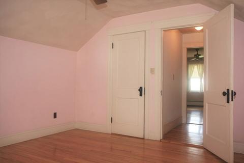 30 Standish St, Worcester, MA 01604 photo 23