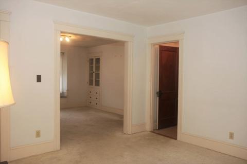 30 Standish St, Worcester, MA 01604 photo 12
