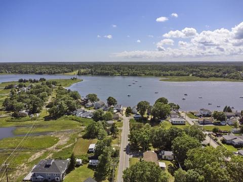 34 Briarwood Dr, Wareham, MA 02571 photo 5