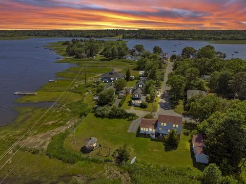 34 Briarwood Dr, Wareham, MA 02571 photo 4