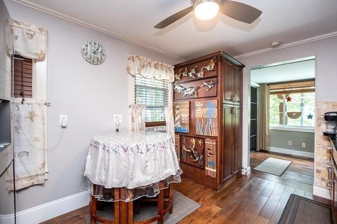 17 Graham St, Wareham, MA 02571 photo 9