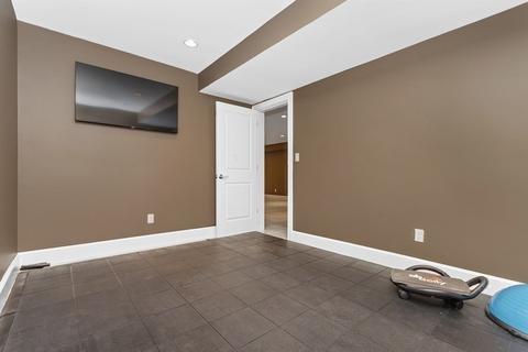 48 Mccarthy Rd, Newton, MA 02459 photo 33