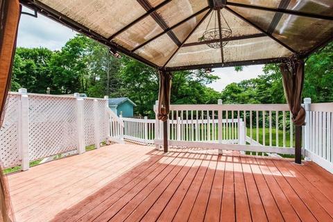 66 Clantoy St, Springfield, MA 01104 photo 11