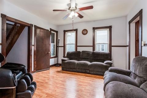 66 Clantoy St, Springfield, MA 01104 photo 7