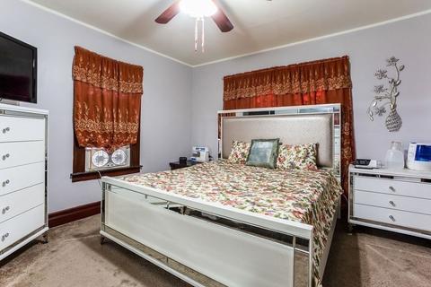 66 Clantoy St, Springfield, MA 01104 photo 18
