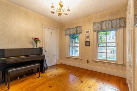 322 Haven St, Reading, MA 01867 photo 12