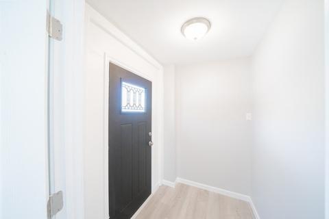 431 Prospect St, Fall River, MA 02720 photo 9