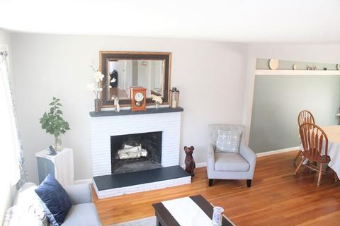 37 Mohawk Path, Bellingham, MA 02019 photo 3