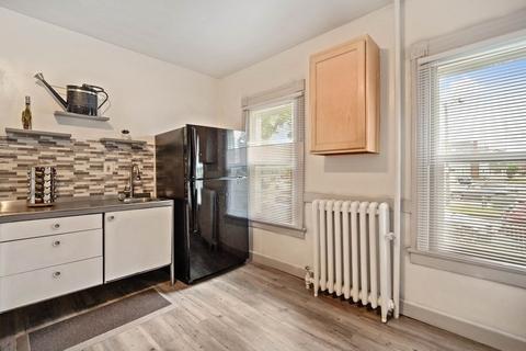 175 Wilbraham Rd, Springfield, MA 01109 photo 15