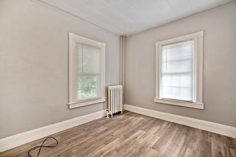 175 Wilbraham Rd, Springfield, MA 01109 photo 12