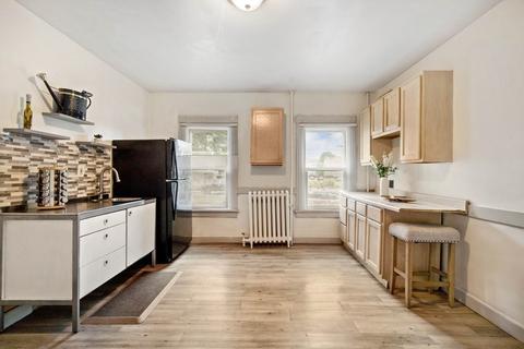 175 Wilbraham Rd, Springfield, MA 01109 photo 7