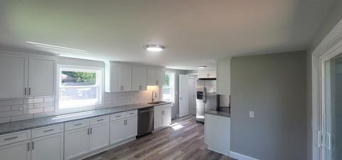 281 James St, Chicopee, MA 01020 photo 6