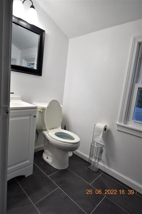 130 Leitch St, Springfield, MA 01109 photo 25