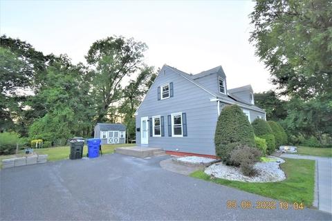 130 Leitch St, Springfield, MA 01109 photo 6