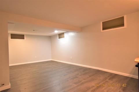 130 Leitch St, Springfield, MA 01109 photo 34