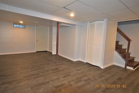 130 Leitch St, Springfield, MA 01109 photo 32