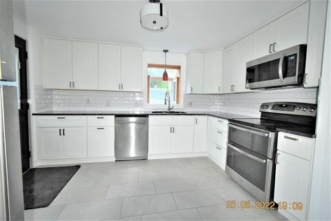 130 Leitch St, Springfield, MA 01109 photo 13